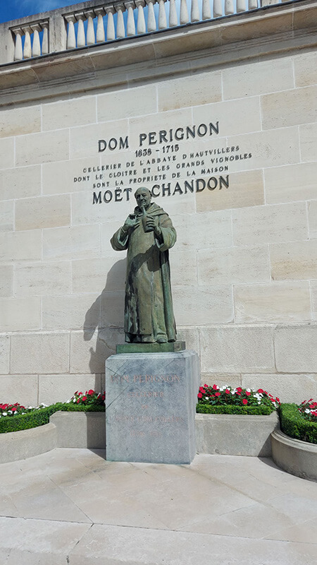 Boroslány Dom Perignon