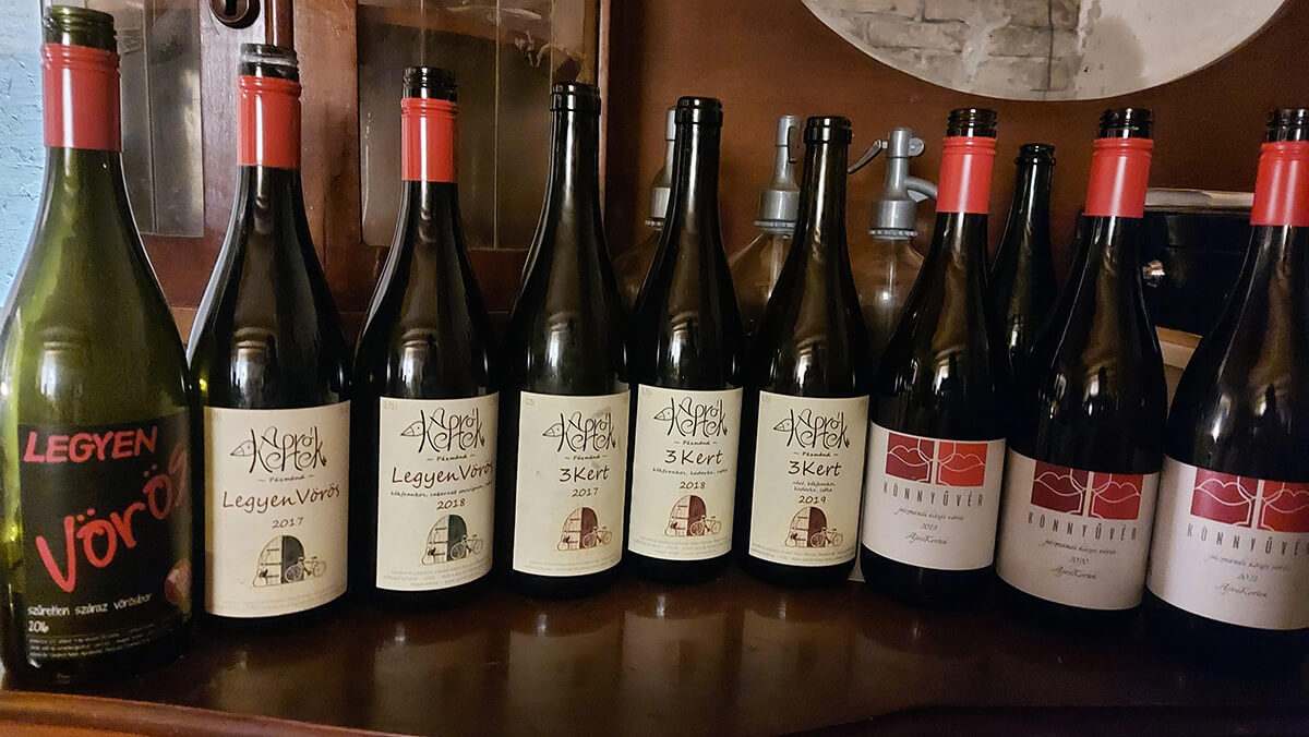 Aprókertek Vörös cuvée