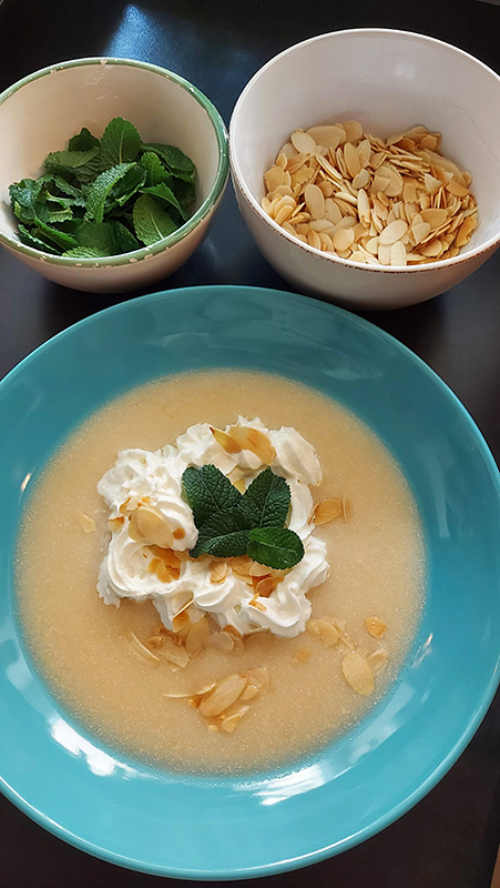 Őszibarack-körte krémleves